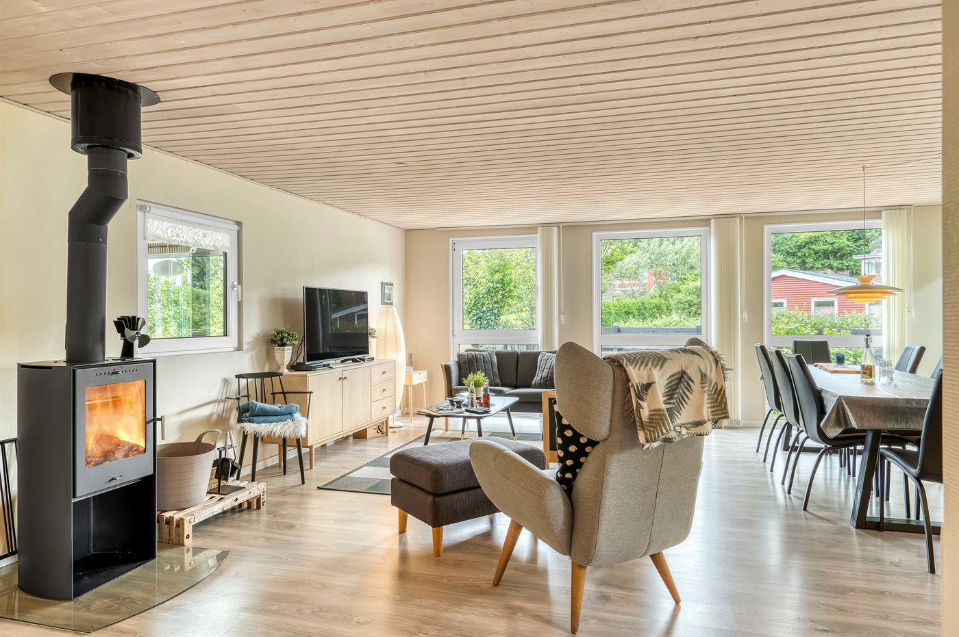 Großzügiges Ferienhaus mit Sauna, Kamin & Fjordblick in Toplage - Bild 4