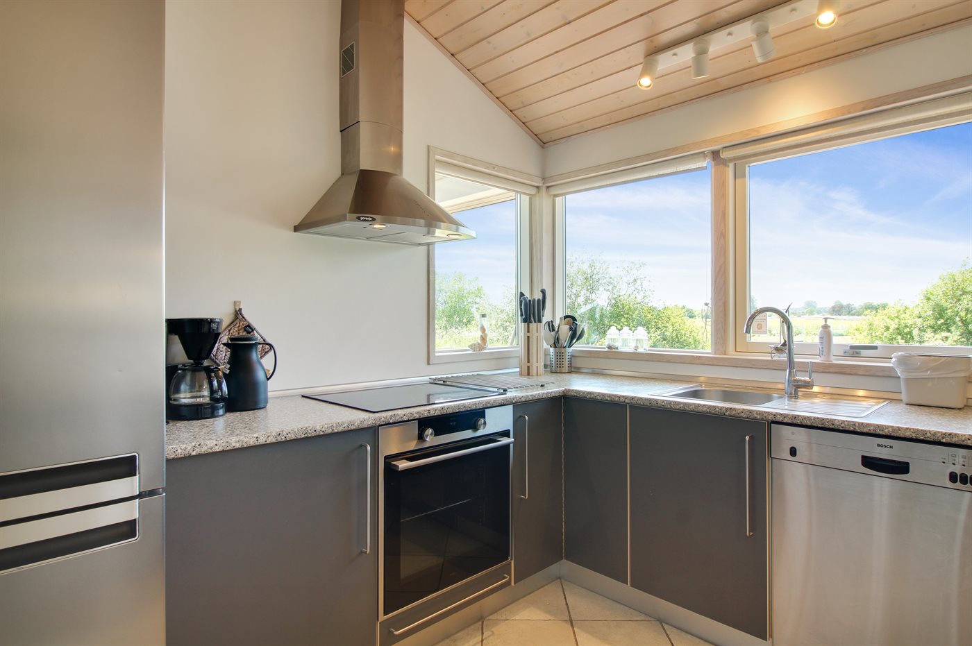 Urlaubstraum am Strand: Dein perfektes Ferienhaus in Bratten! - Bild 5