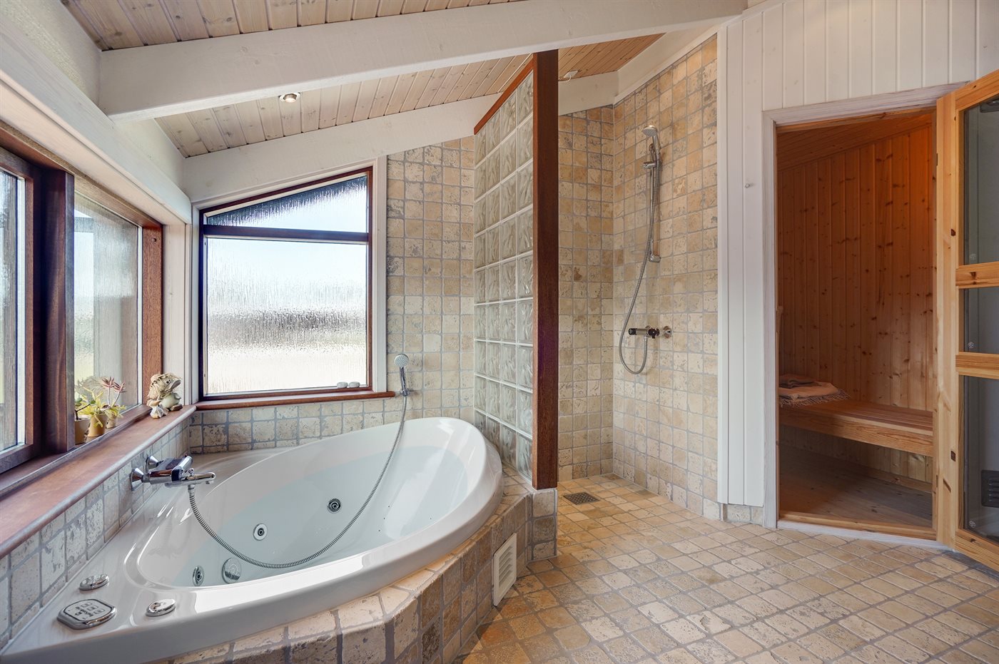 Dein Traumferienhaus mit Meerblick in Sæby erleben! - Bild 2