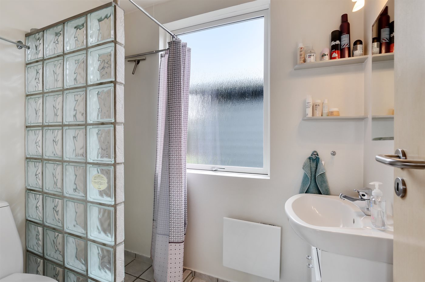 Urlaubstraum am Sandstrand: Gemütliches Ferienhaus in Hou - Bild 5