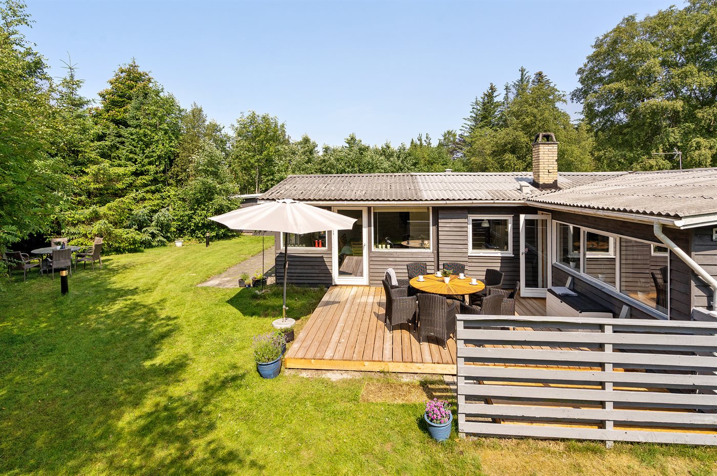 Urlaubsträume in Hou: Gemütliches Ferienhaus am Strand - Bild 2