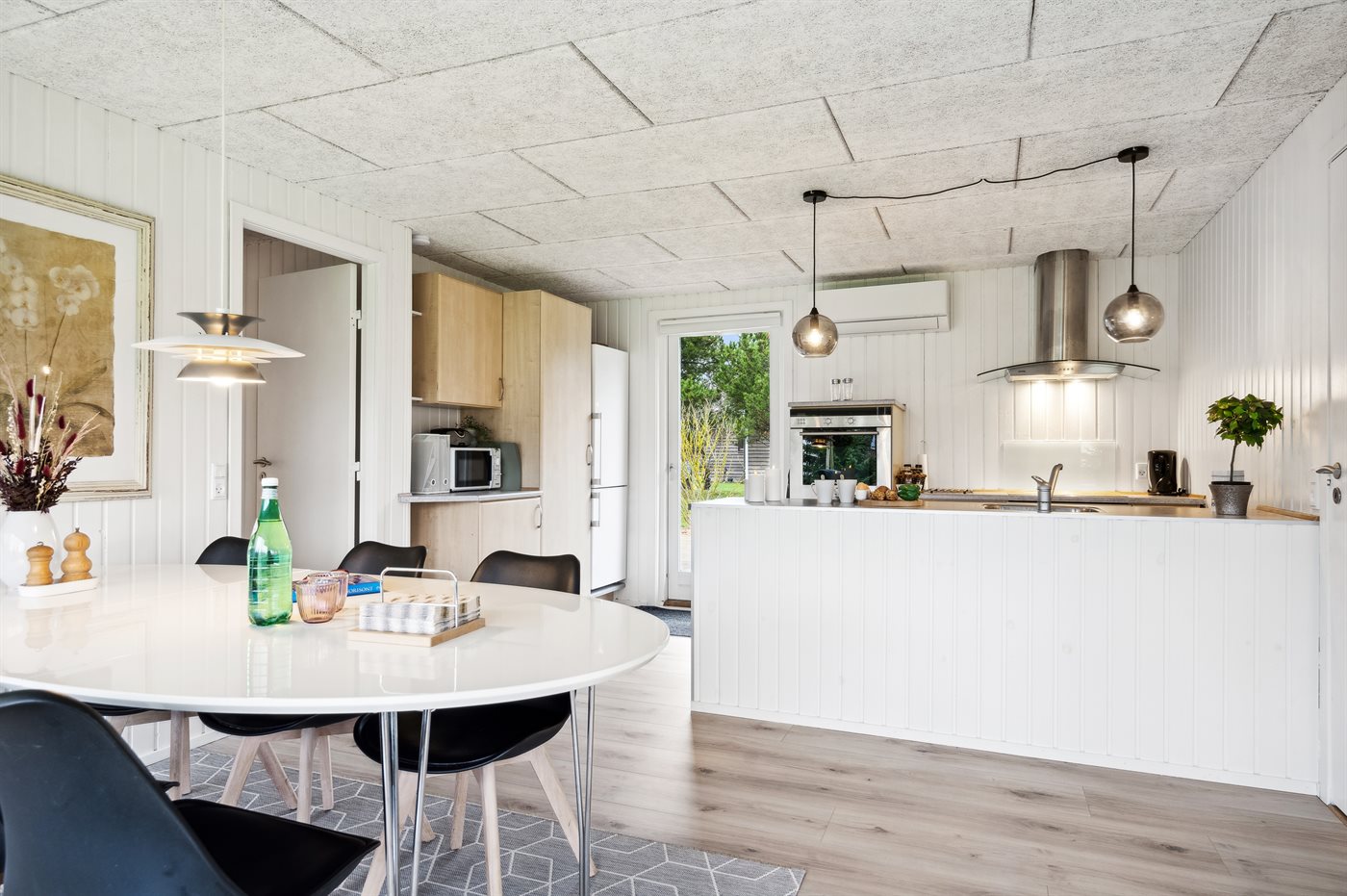 Urlaubsglück am Strand: Gemütliches Ferienhaus in Hou! - Bild 3