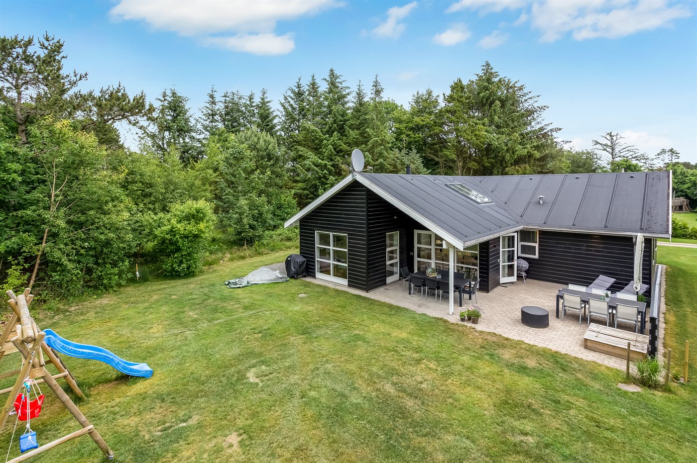 Familienparadies mit Whirlpool, Sauna & Blick aufs Meer