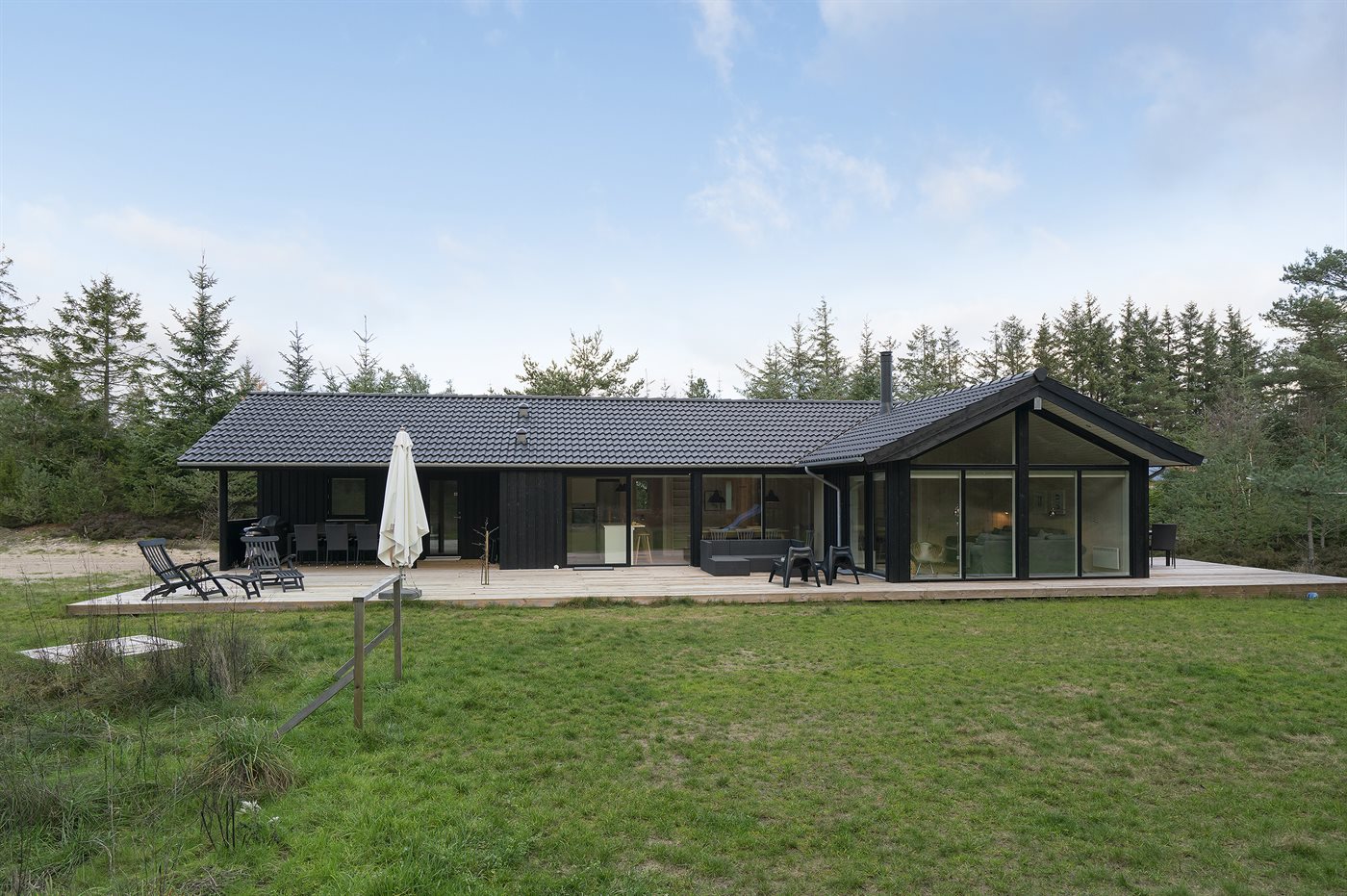 Entspannendes Ferienhaus mit Strandnähe und viel Platz! - Bild 2