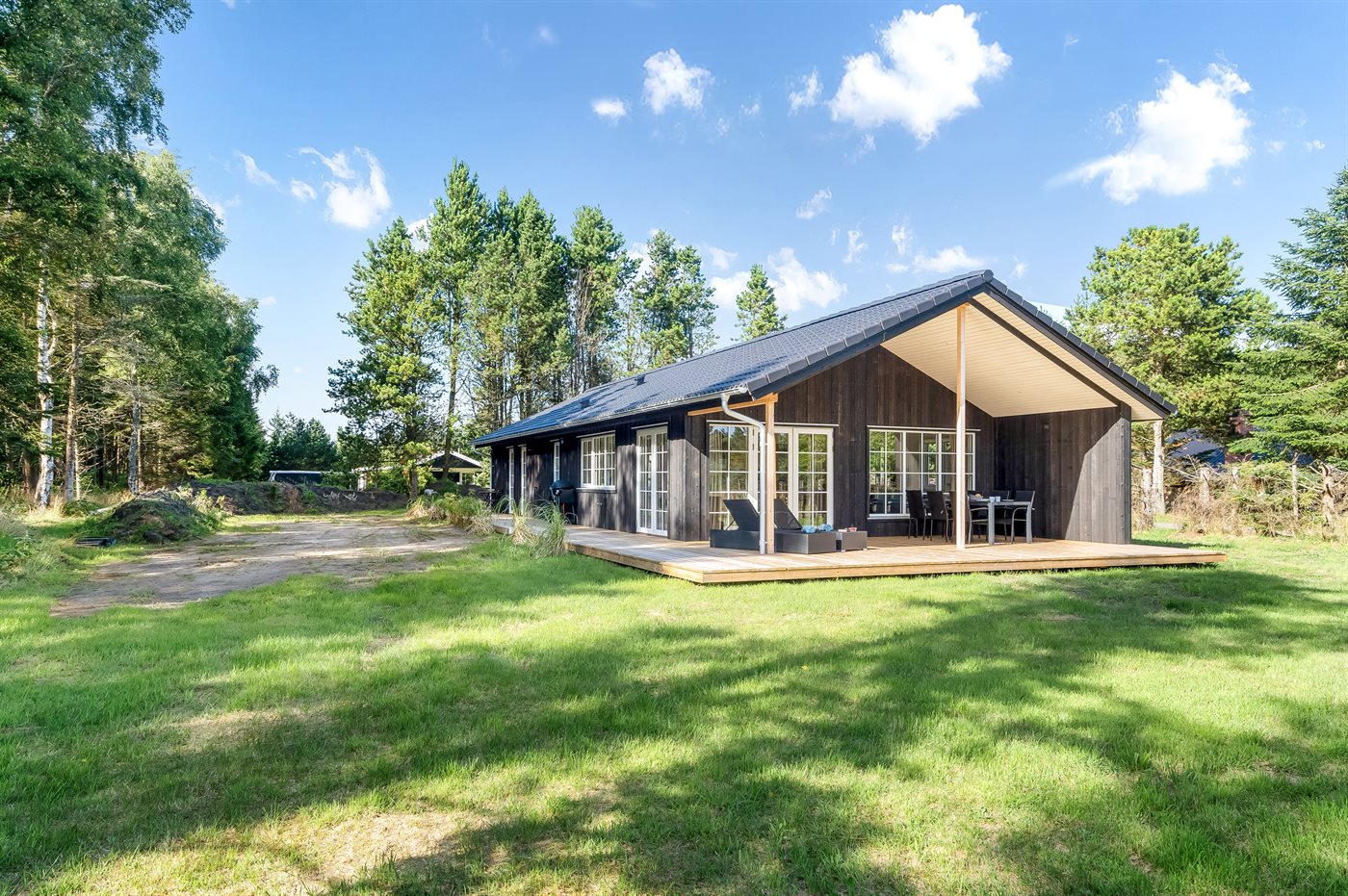 Entspanne im neuen Traumhaus nahe dem Strand in Bisnap!