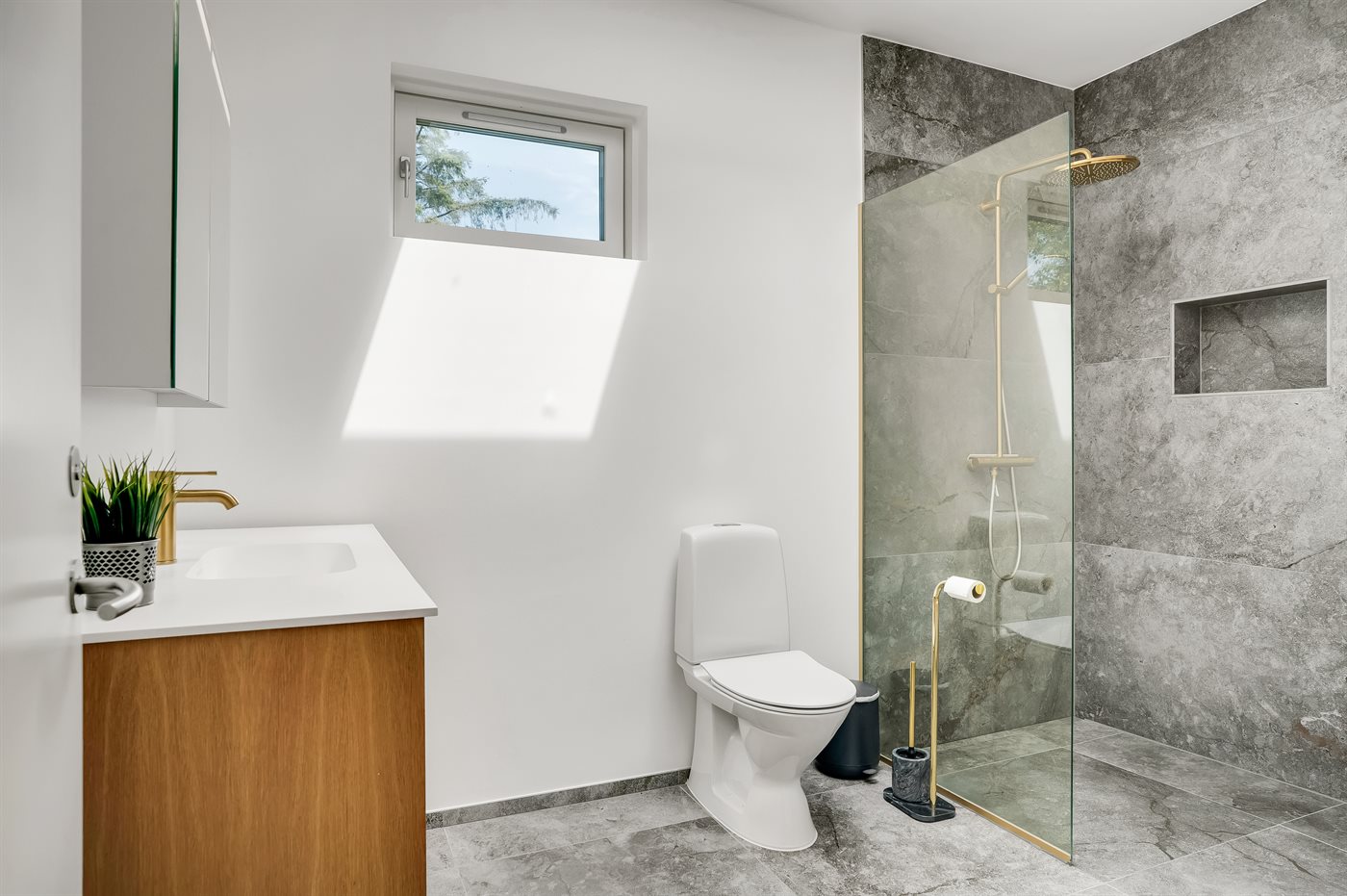 Strandnahes Wohlfühlhaus mit Sauna und Kamin in Bisnap - Bild 5