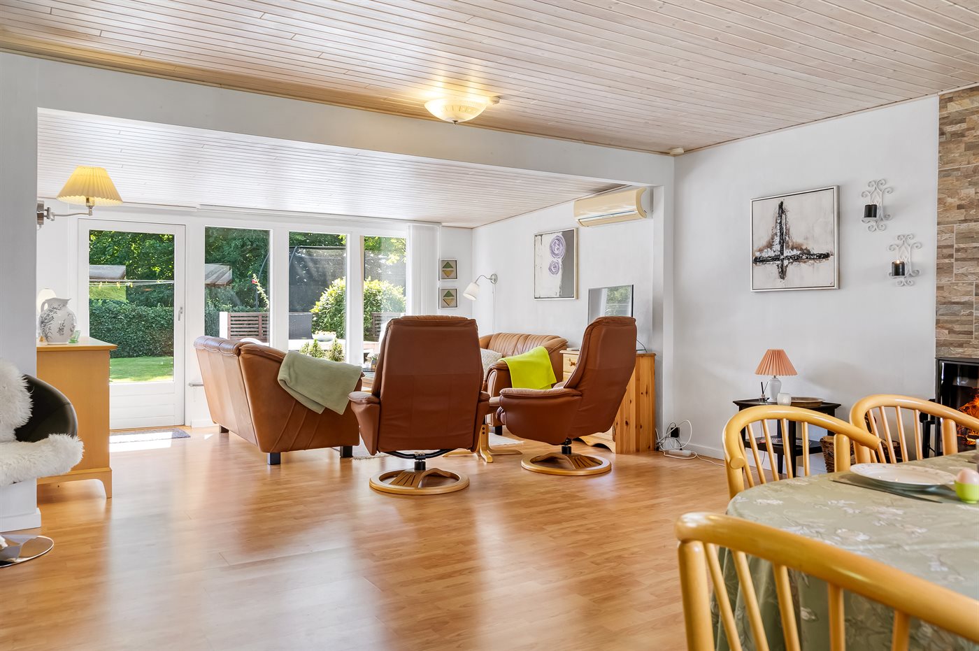 Familienidyll mit Sauna, Kamin & eingezäuntem Garten in Egense - Bild 3