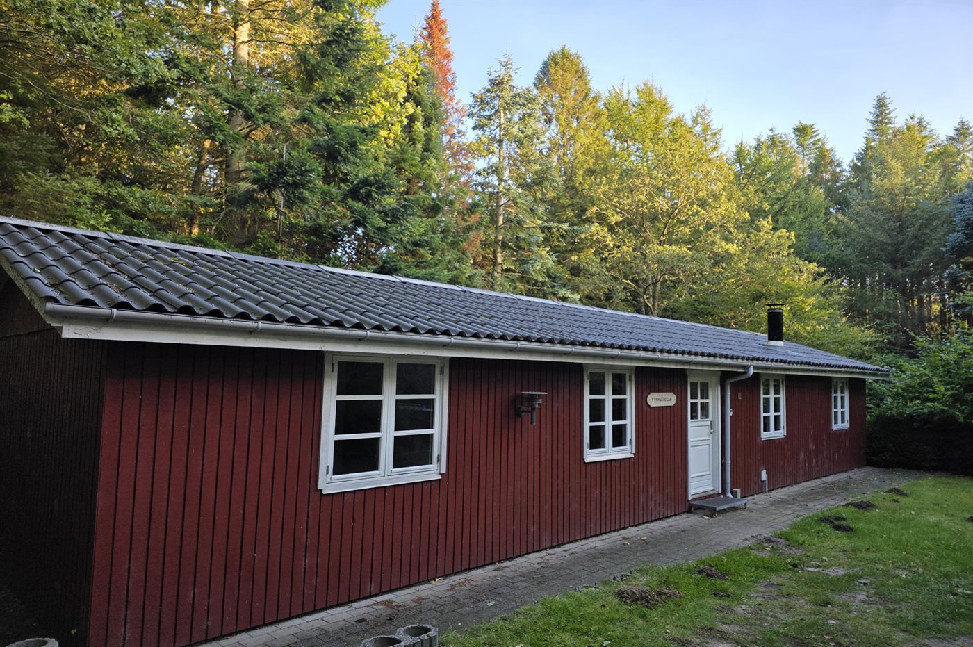 Lauschiges Ferienhaus mit großem Gartenidyll bei Aalborg