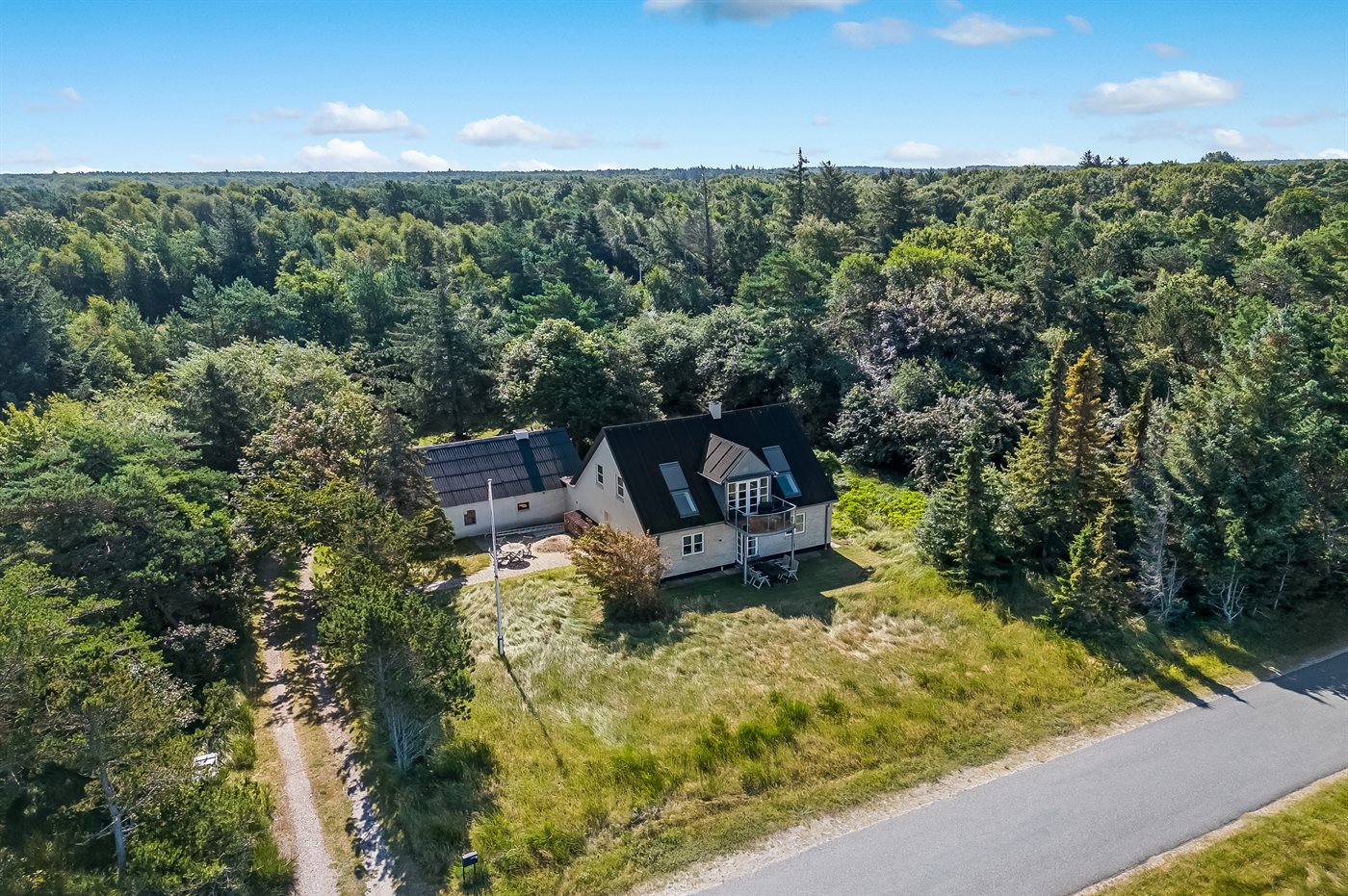 Ferienhaus mit Meerblick, Sauna und großem Garten auf Läsö