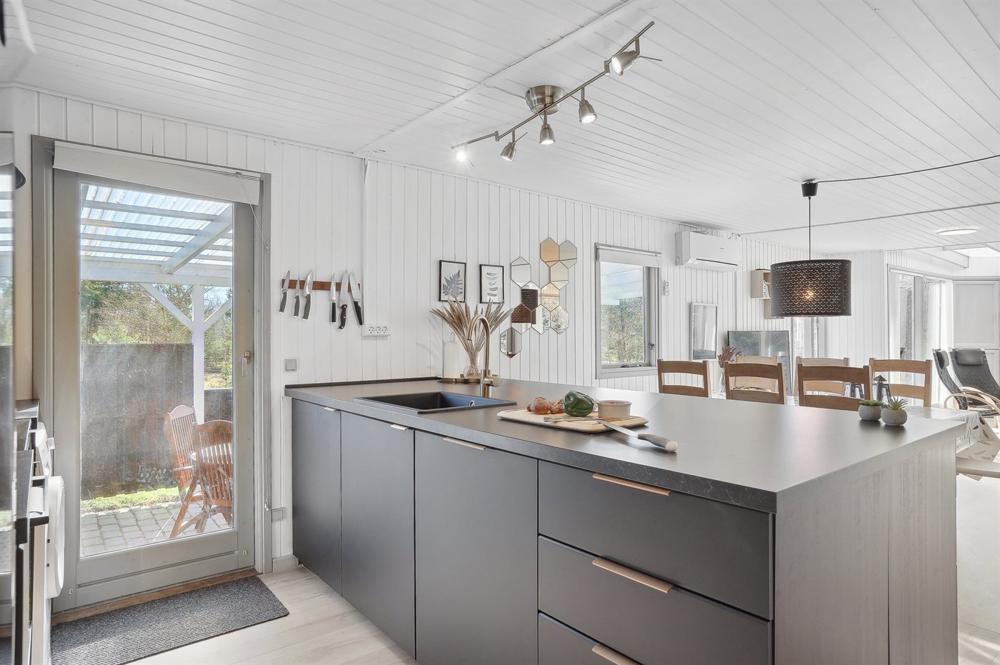 Urlaubsglück in Hou: Gemütliches Ferienhaus am Strand! - Bild 2