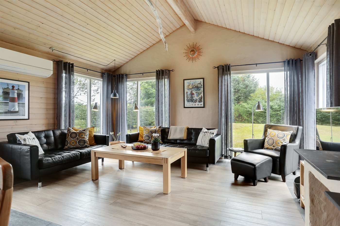 Entspanne im gemütlichen Ferienhaus in Hou – Dein Traumurlaub! - Bild 2