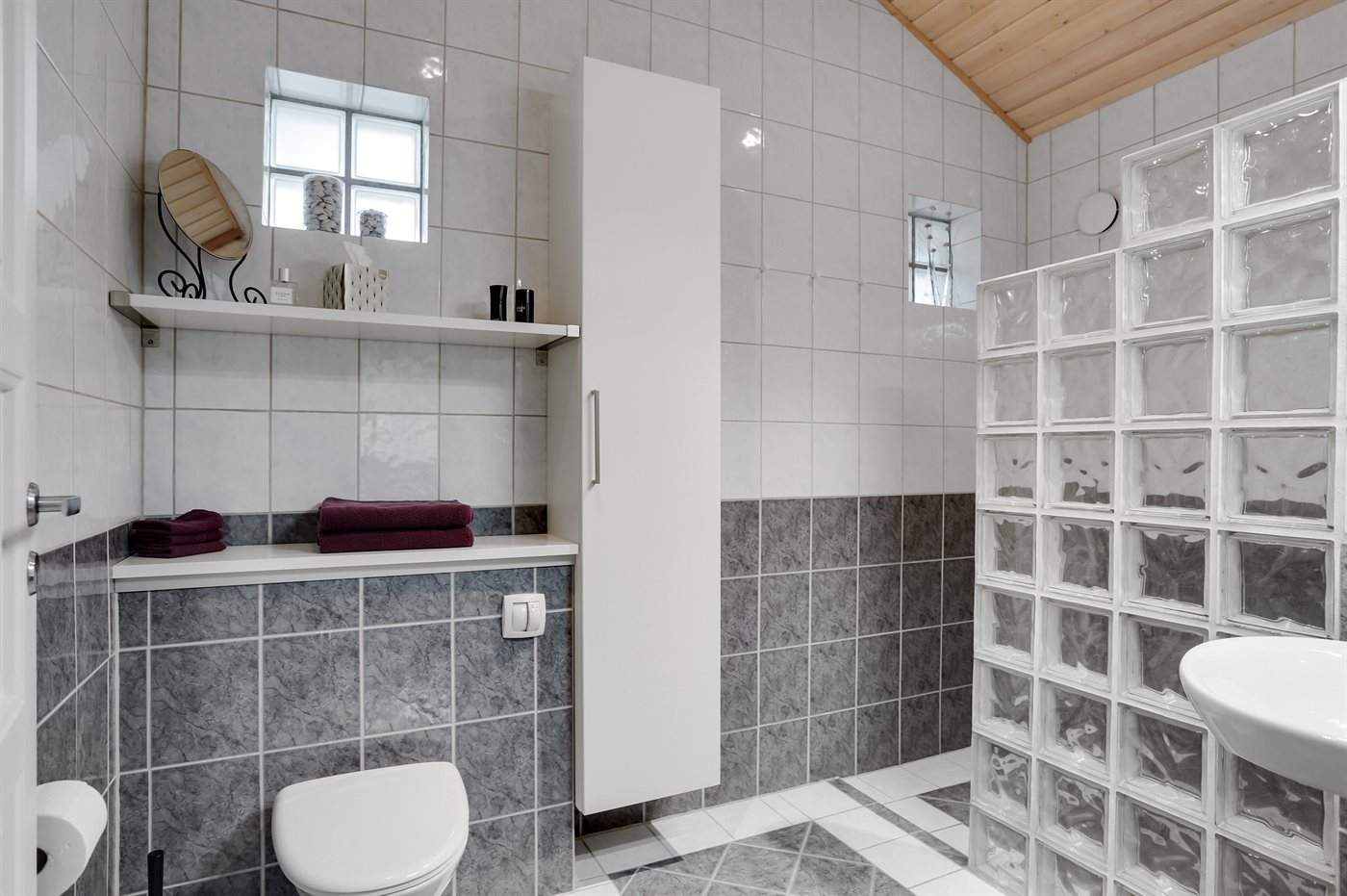 Entspanne im gemütlichen Ferienhaus in Hou – Dein Traumurlaub! - Bild 5