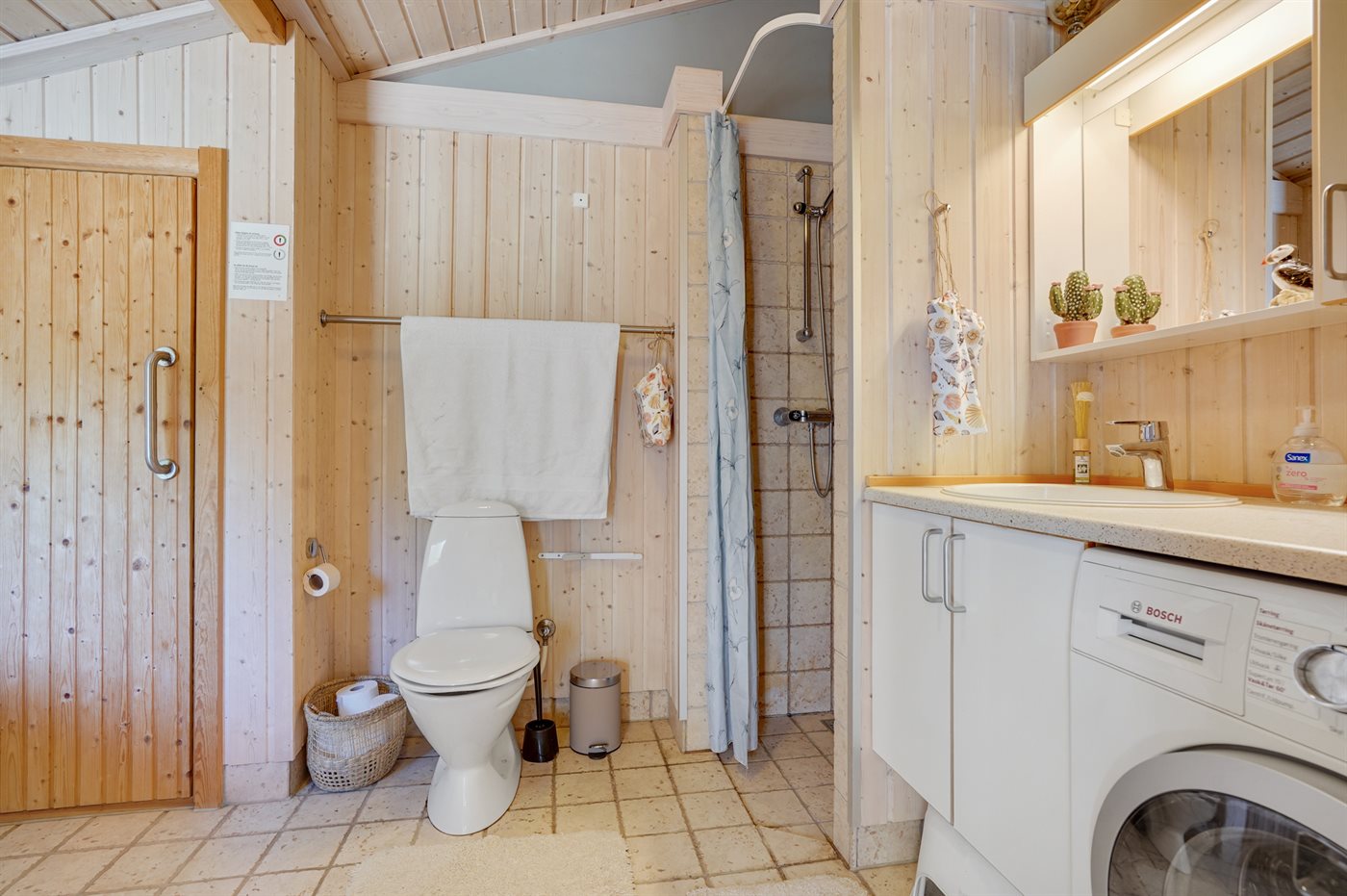 Ferienhaus Hou mit Meerblick – Strandnah & Gemütlich - Bild 4