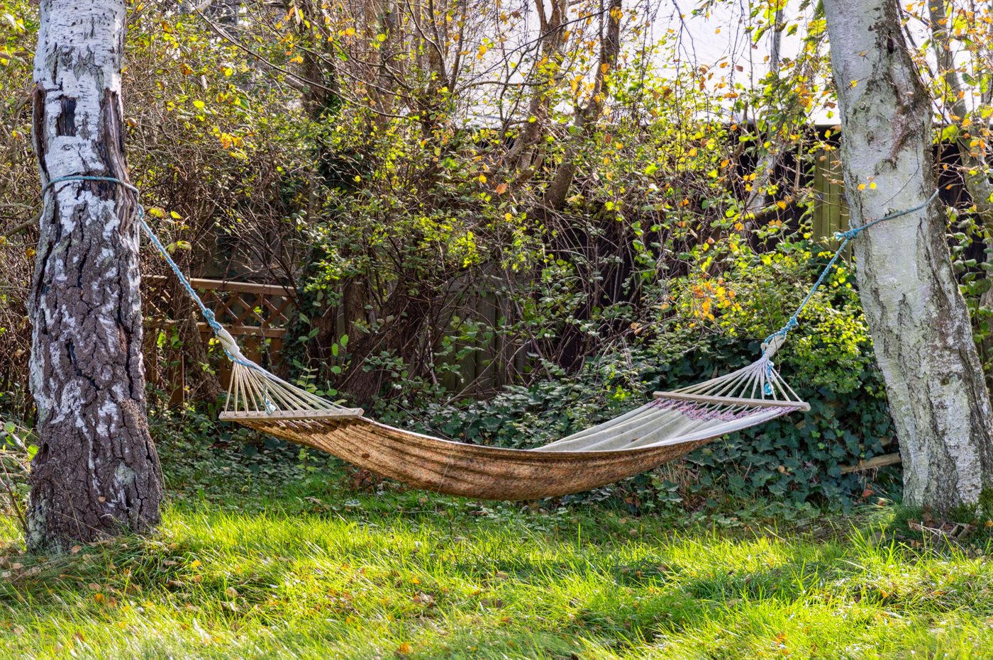 Strandnahes Ferienhaus mit Sauna, Garten und Kamin in Fjellerup