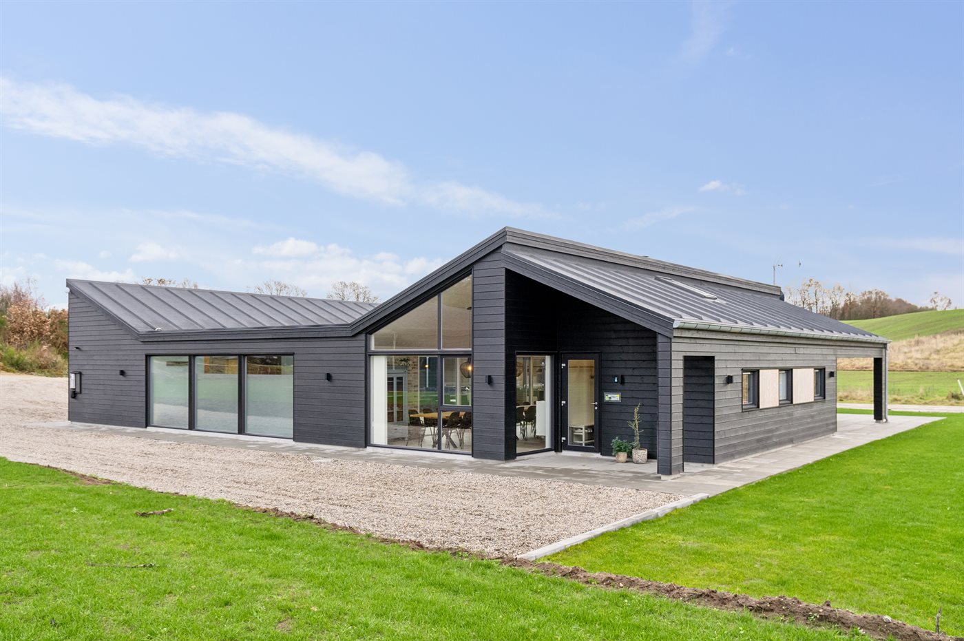 Urlaubstraum in Glesborg: Luxuriöses Ferienhaus mit Pool!