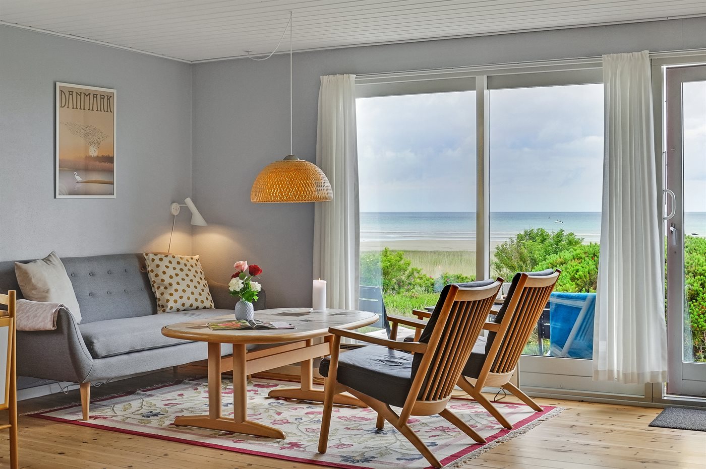 Küstenglück: Gemütliches Ferienhaus mit Meerblick in Bønnerup