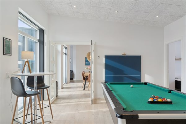 Sommerhus til 12 personer med swimmingpool beliggende i Ebeltoft