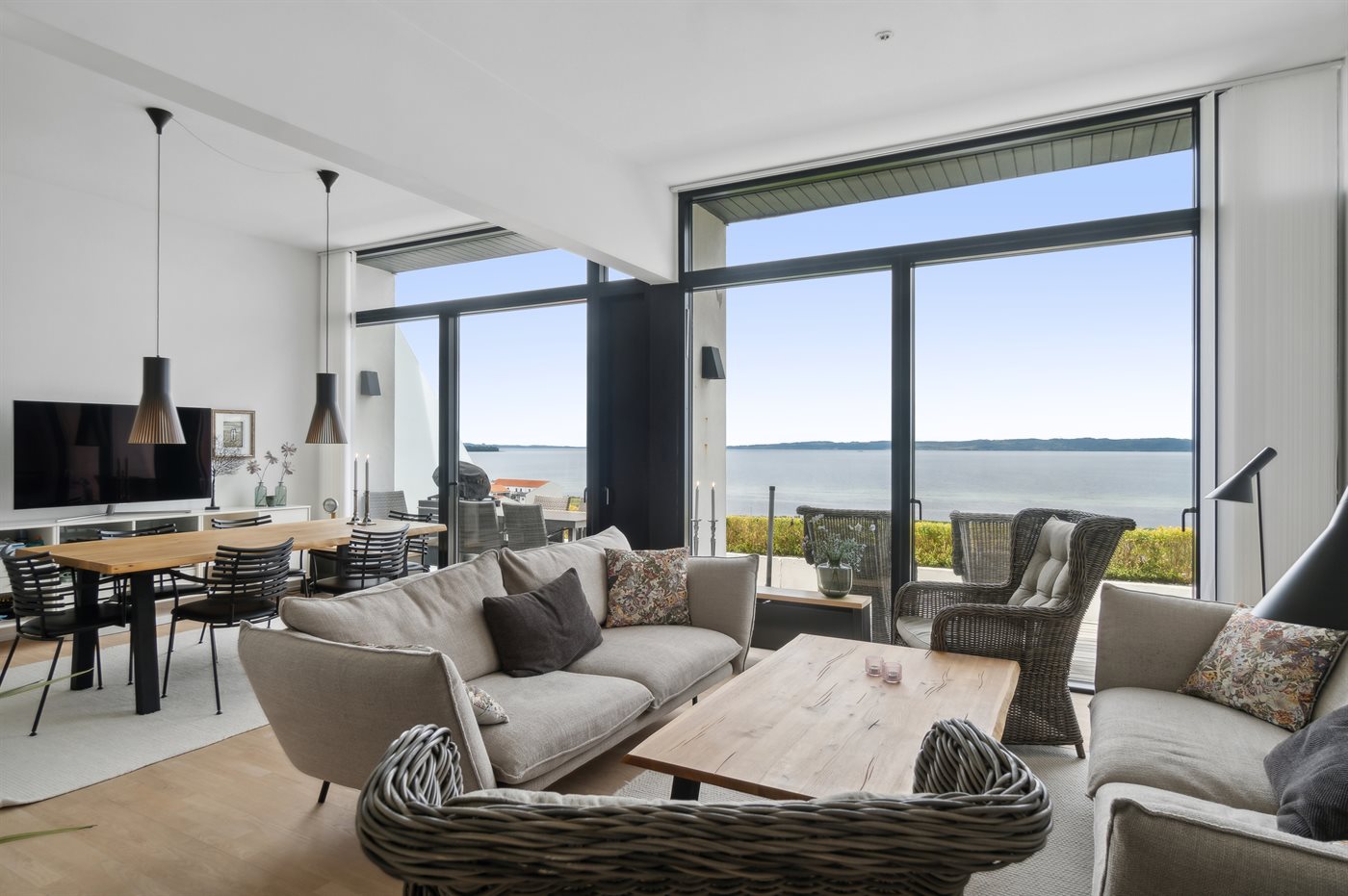 Panorama, Sauna & Kamin: Traumwohnung direkt an der Bucht - Bild 2