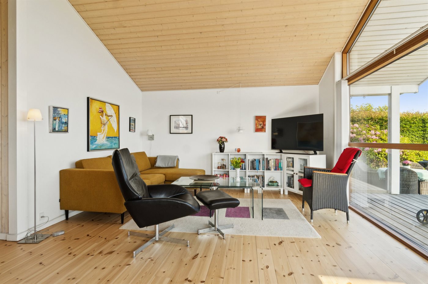 Modernes Ferienhaus mit Meerblick & Sauna, nah am Strand - Bild 3