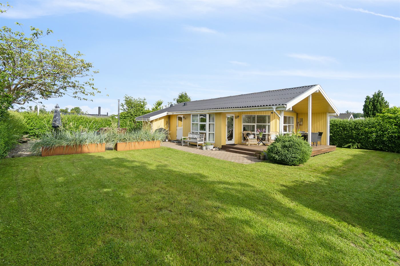 Strandnahes Ferienhaus mit Sauna, Kamin & Hot Tub in Hvidbjerg