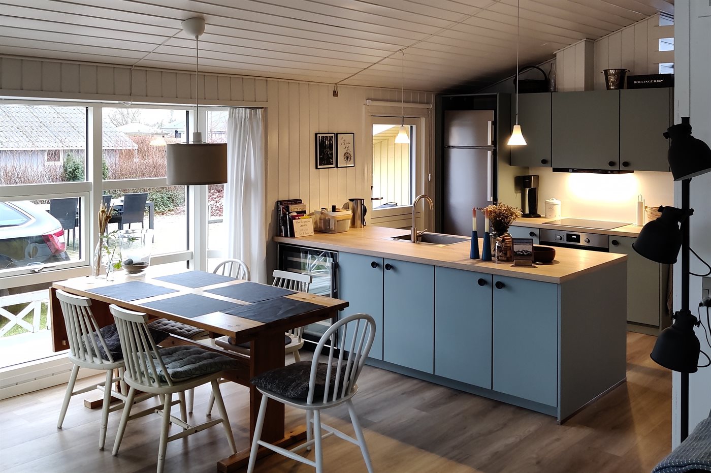 Strandnahes Ferienhaus mit Sauna, Kamin & Hot Tub in Hvidbjerg - Bild 4