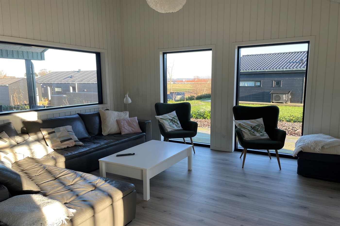 Dein Traumurlaub am Wasser: Modernes Ferienhaus in Børkop! - Bild 4