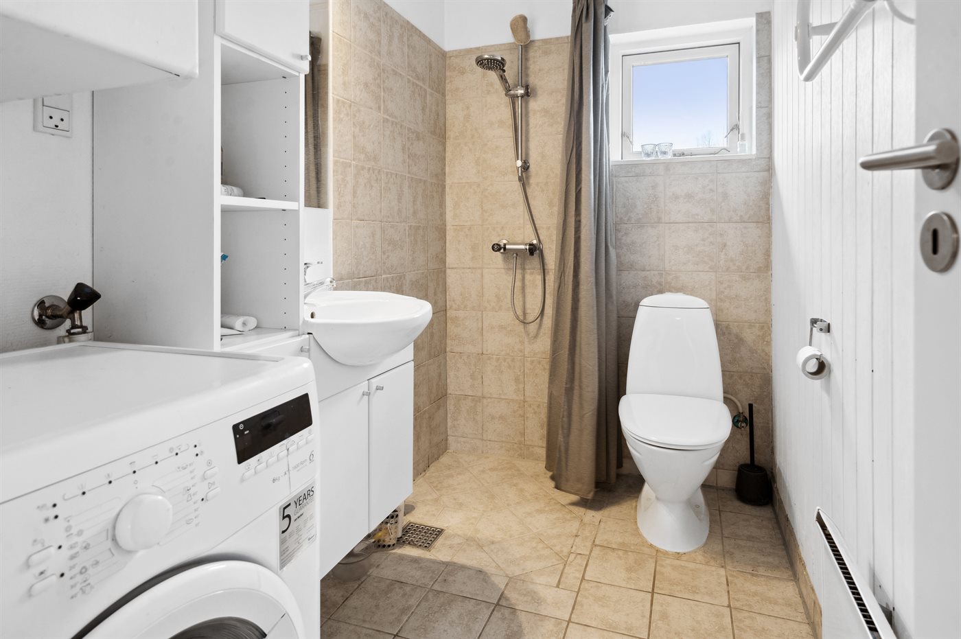 Urlaubstraum am Strand: Gemütliches Ferienhaus in Høll - Bild 5