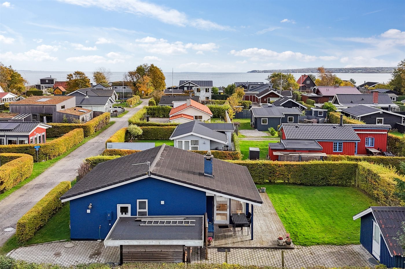 Strandnahes Ferienhaus mit Sauna, Kamin und Gästehaus - Bild 2