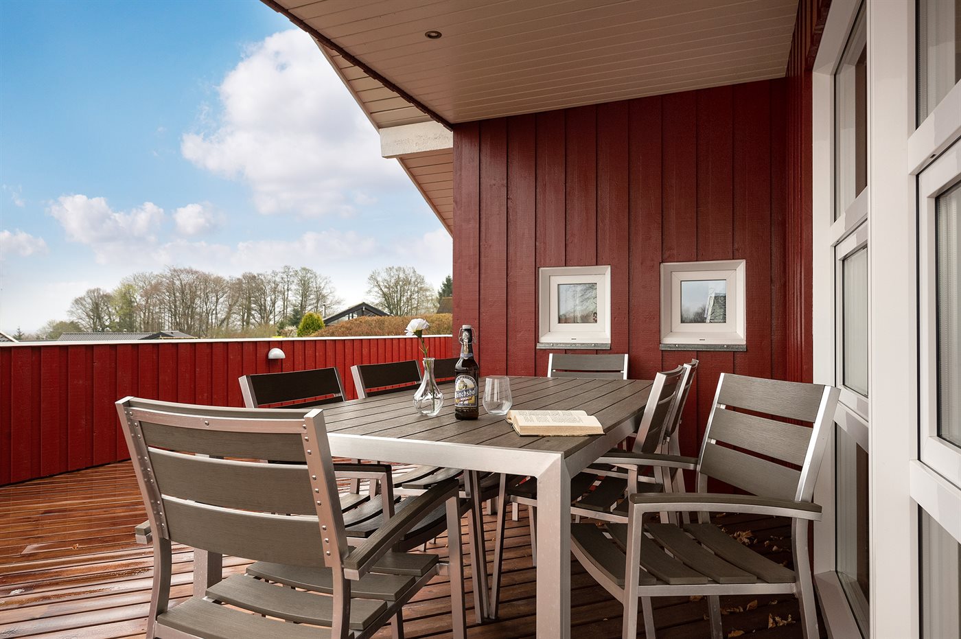 Entspannendes Familienhaus mit Meerblick am schönen Strand - Bild 2