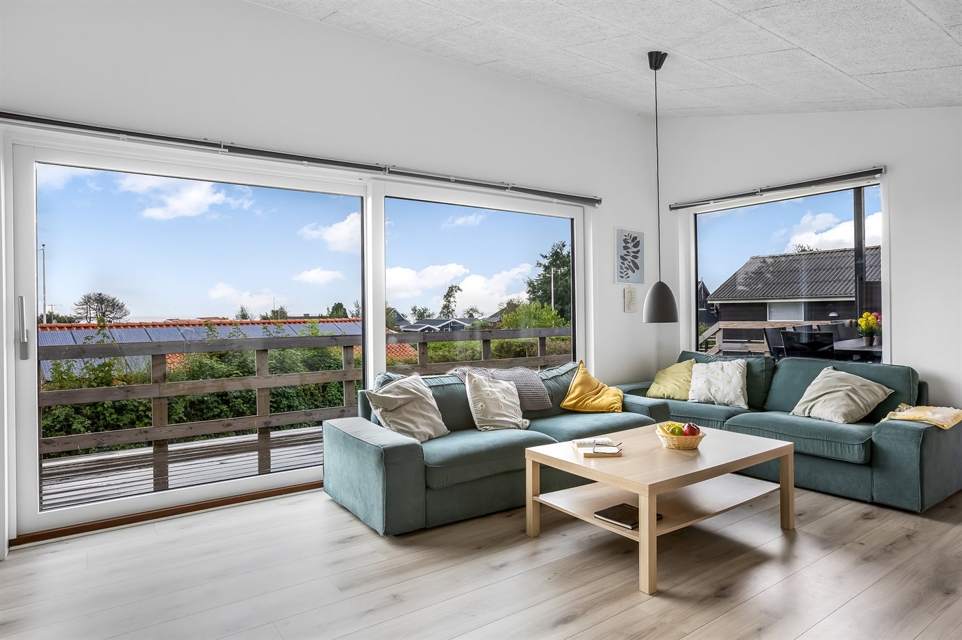 Modernes Ferienhaus mit Meerblick und Sauna am Binderup Strand - Bild 3