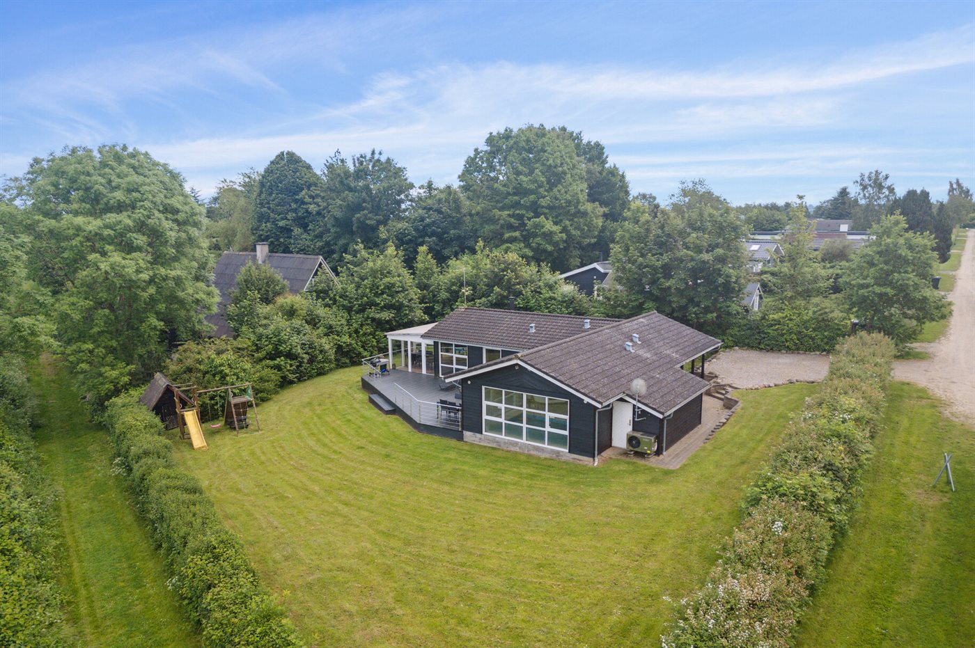 Ein gemütliches Ferienhaus mit Pool und Spielspaß in Hejls! - Bild 2