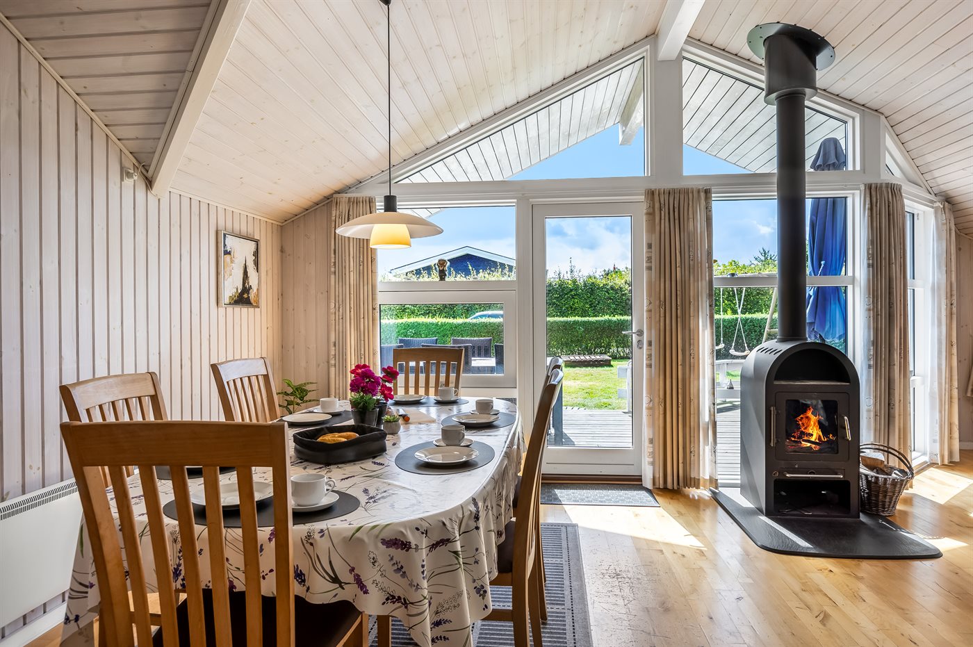 Familienurlaub mit Sauna, Whirlpool & Meerblick in Hejlsminde - Bild 3