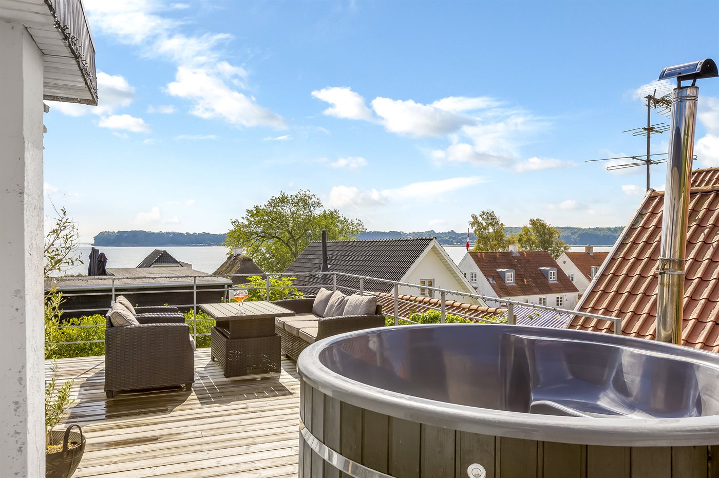 Meerblick, Hot-Tub & Sauna: Dein Wohlfühlhaus am Hejlsminde Strand - Bild 2