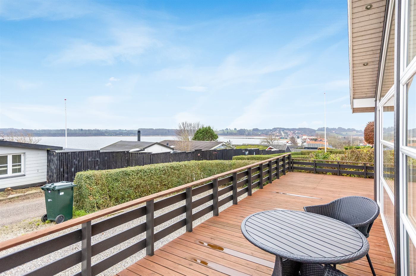 Meerblick, Sauna & Sonnenplatz – Dein Urlaub am Hejlsminde Strand - Bild 2