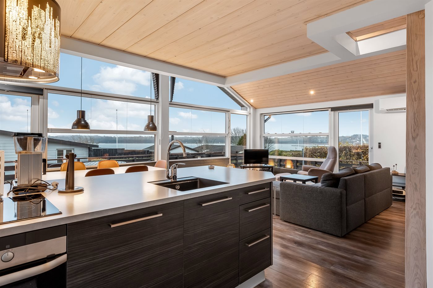 Meerblick, Sauna & Sonnenplatz – Dein Urlaub am Hejlsminde Strand - Bild 3