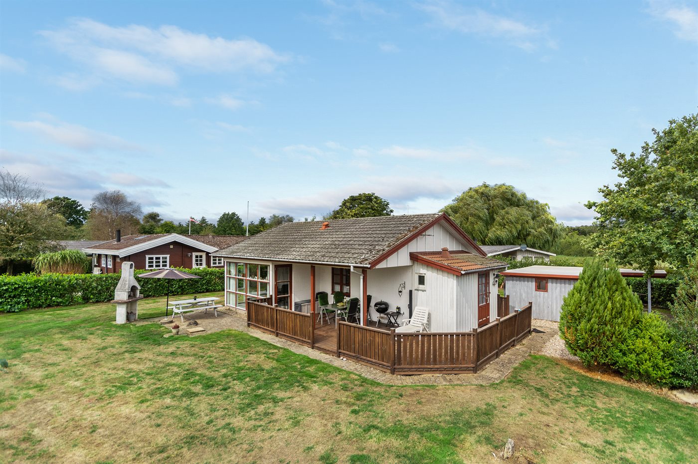 Entspanne im attraktiven Ferienhaus nur 250 m vom Meer!