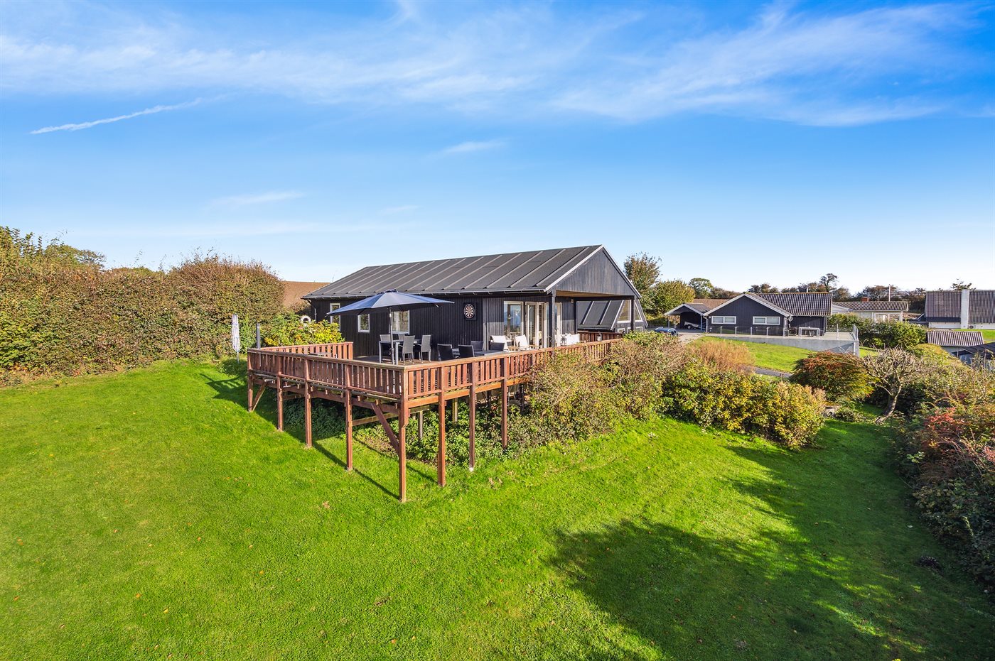 Urlaubsglück mit Meerblick im gemütlichen Skarrev! - Bild 2