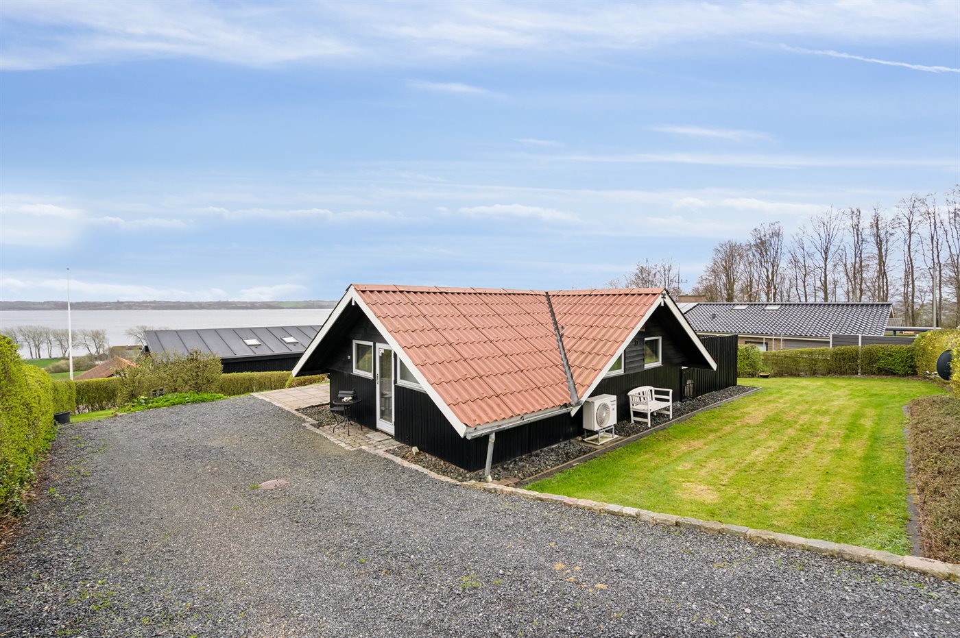 Entspanntes Ferienhaus mit Meerblick in Skarrev - Bild 2