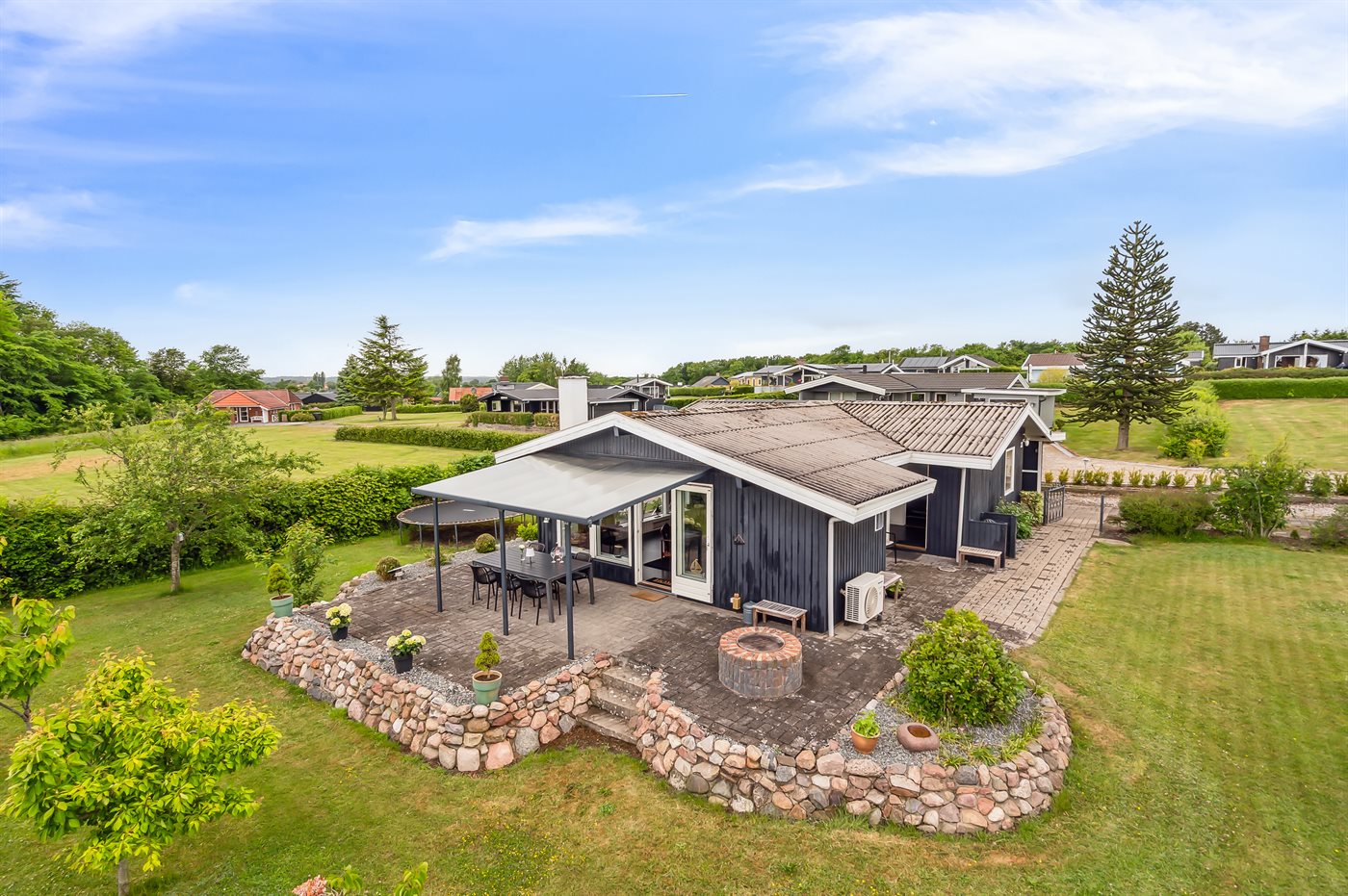 Familienidylle am Meer: Sauna, Spiel & Hundeglück in Rendbjerg