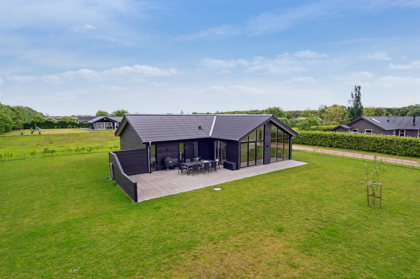Modernes Ferienhaus mit Sauna & Meerblick nahe Ostseestrand - Bild 2