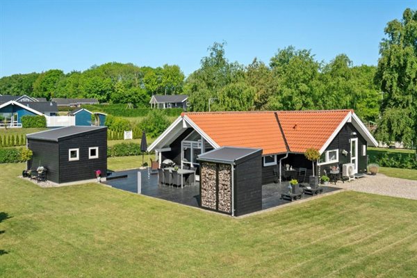 Sommerhus 66-0215