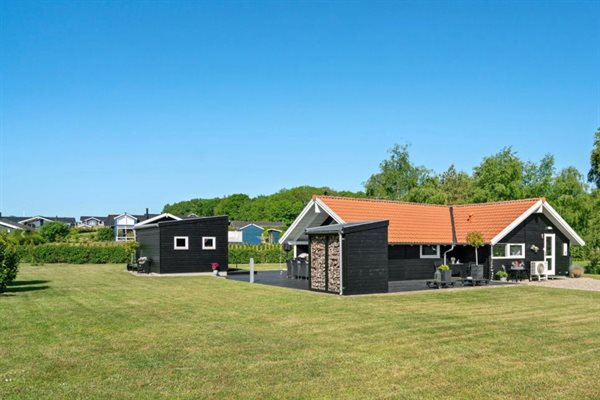 Sommerhus 66-0215