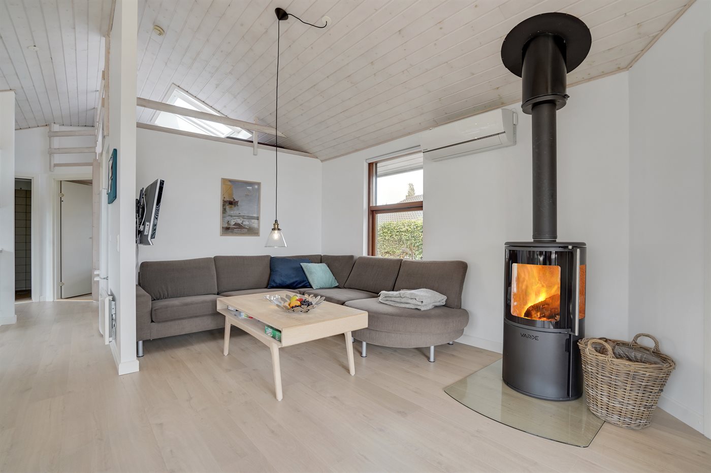 Strandnahes Ferienhaus mit Sauna, Meerblick & Whirlpool - Bild 4