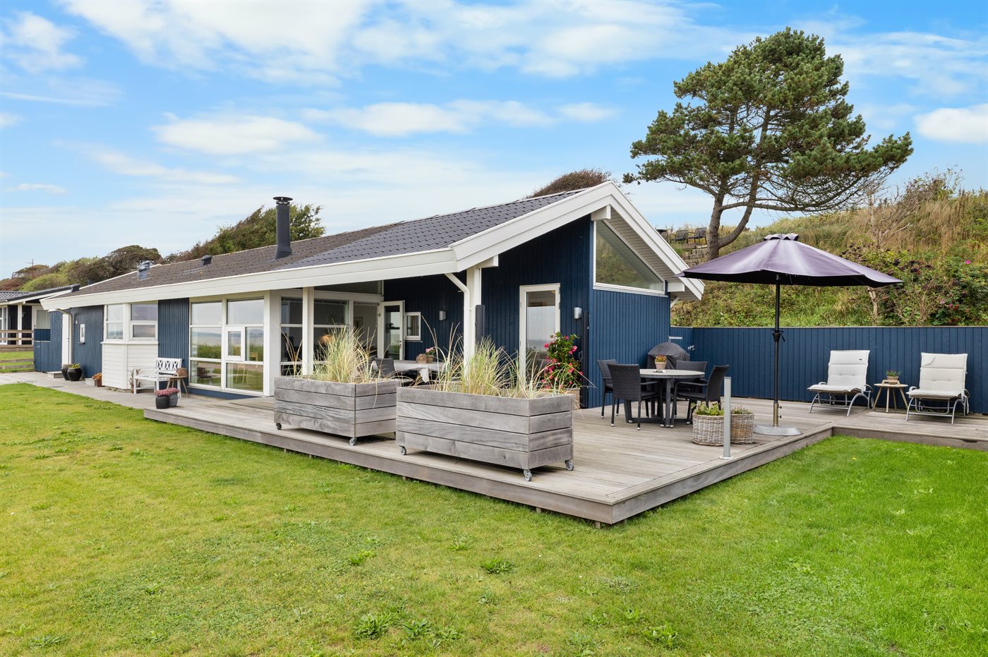 Frisch renoviertes Ferienhaus mit Meerblick und Sauna - Bild 2