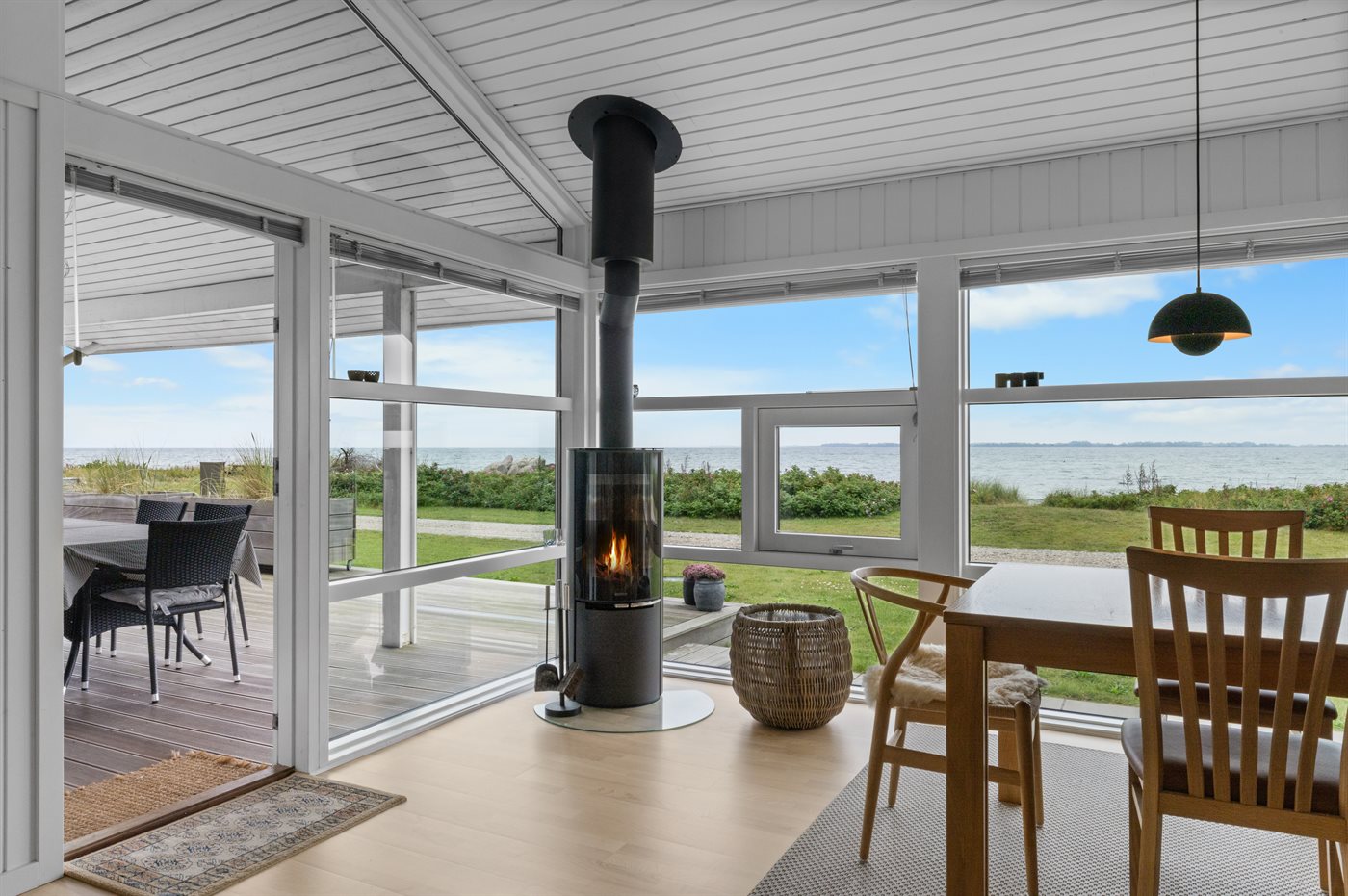 Frisch renoviertes Ferienhaus mit Meerblick und Sauna - Bild 4