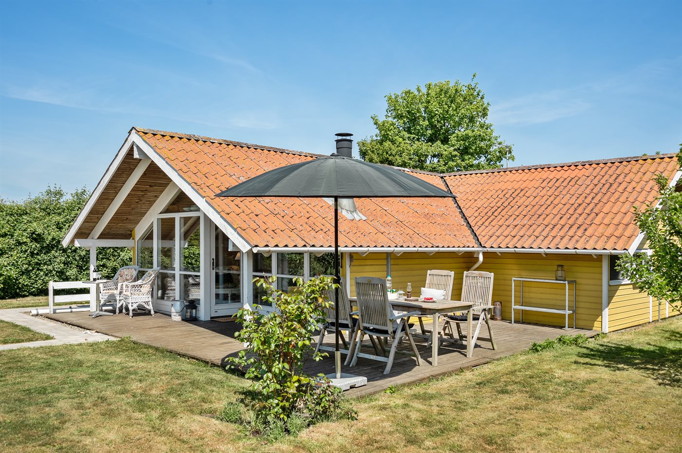 Strandnahes Urlaubsparadies mit Sauna und Kamin in Hasmark