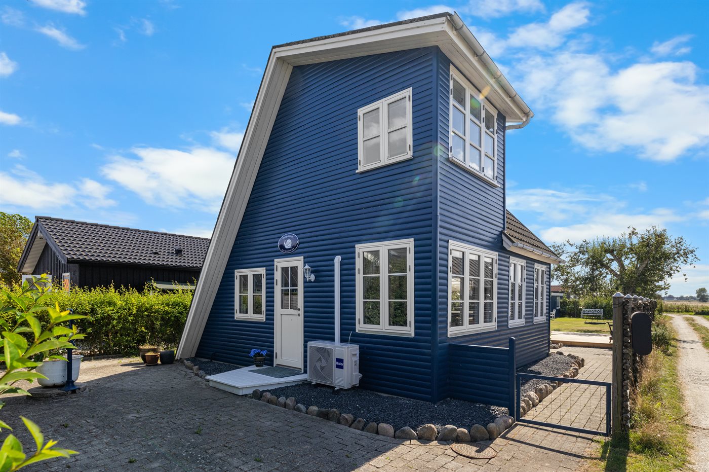 Frisch renoviertes Ferienhaus mit Sauna und Meerblick in Otterup - Bild 2