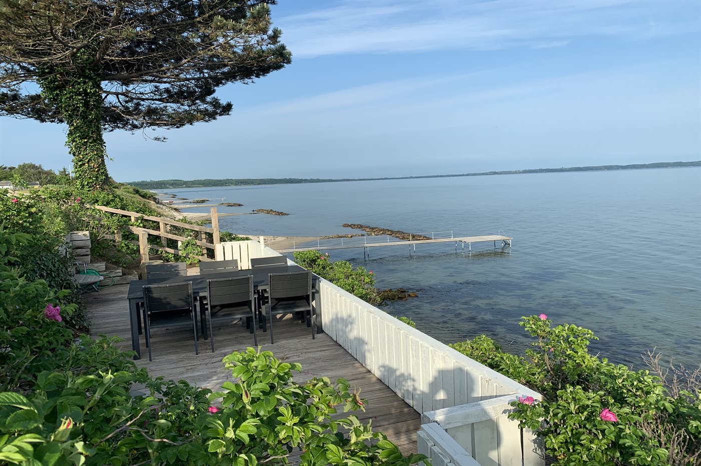 Traumhaftes Ferienhaus mit Meerblick am Bro Strand! - Bild 2