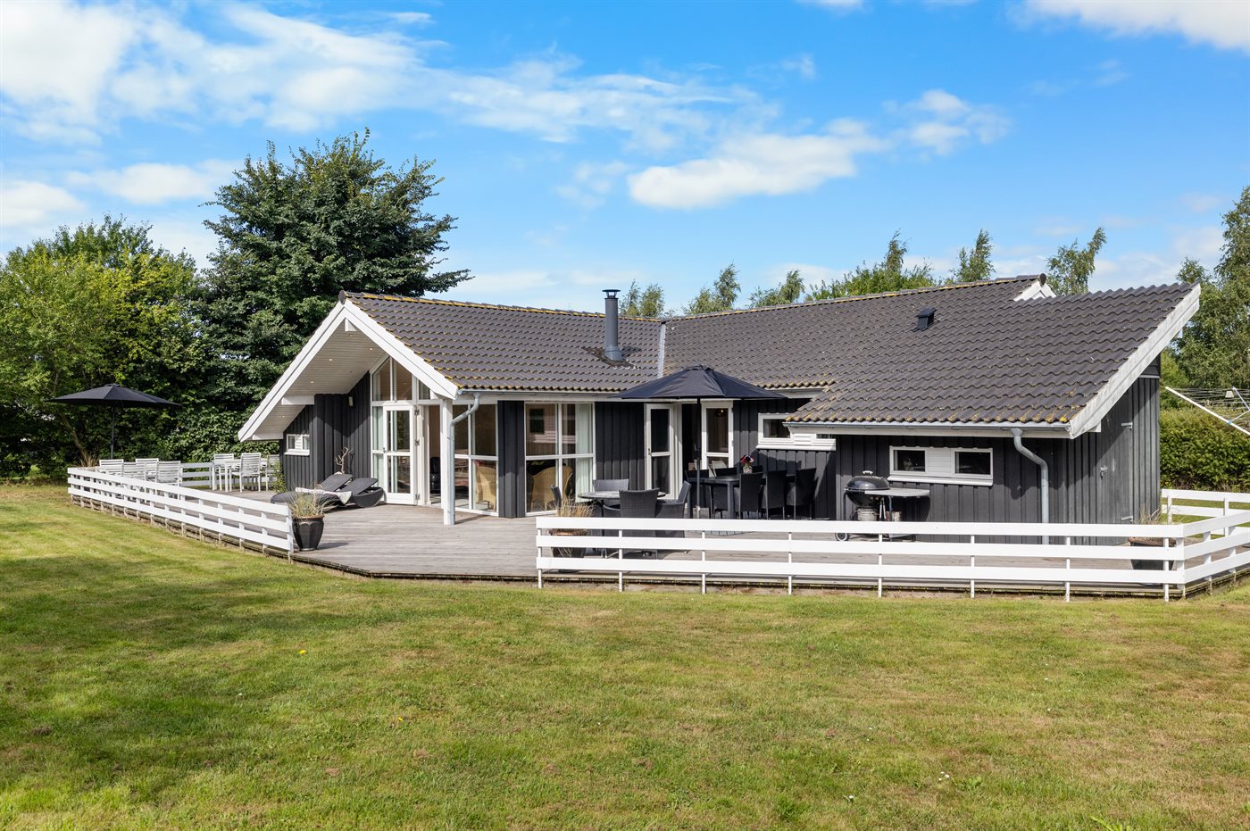 Dein traumhaftes Ferienhaus nur 550 m vom Strand entfernt!