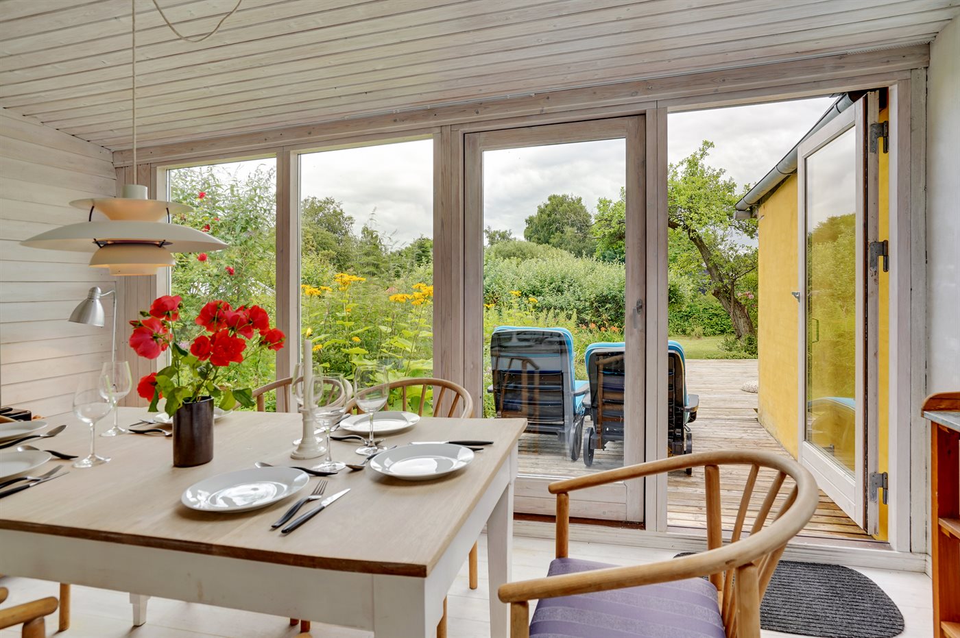 Familienidyll mit Sauna, Kamin und großem Garten in Lohals - Bild 3